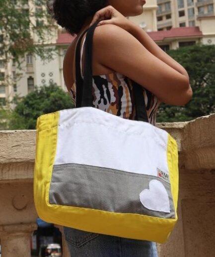 Honor Heart Handbag