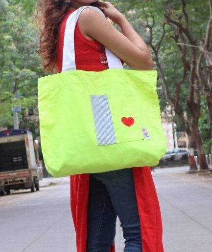 Dazzling Beauty Hand Bag