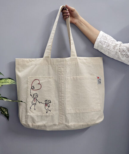 Heart Strings Tote